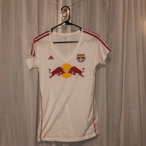 ❤️Adidas red bull tee shirt❤️